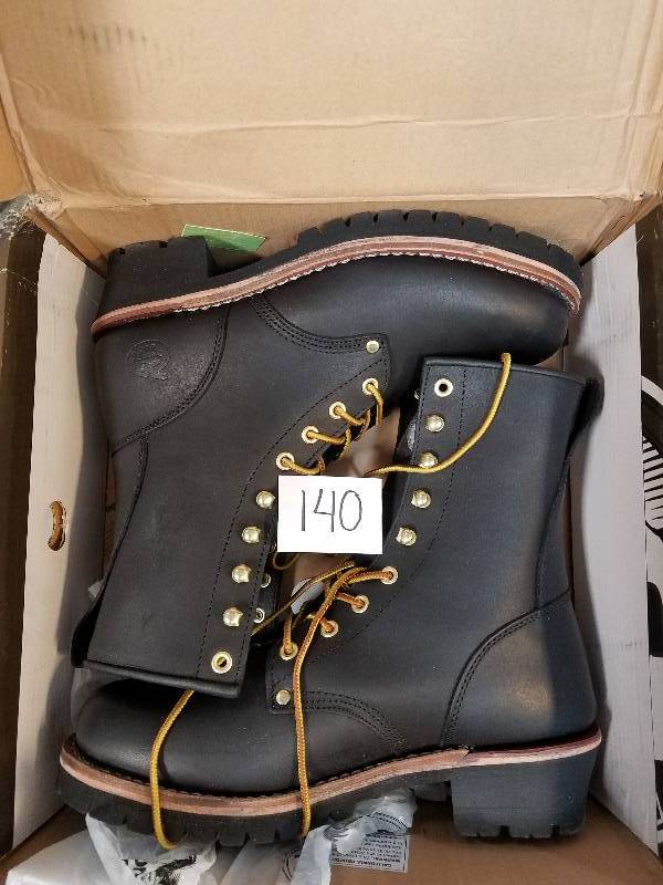 lot 140 image: Georgia Boot Mens 8 Logger Boot  Size 11 Wide