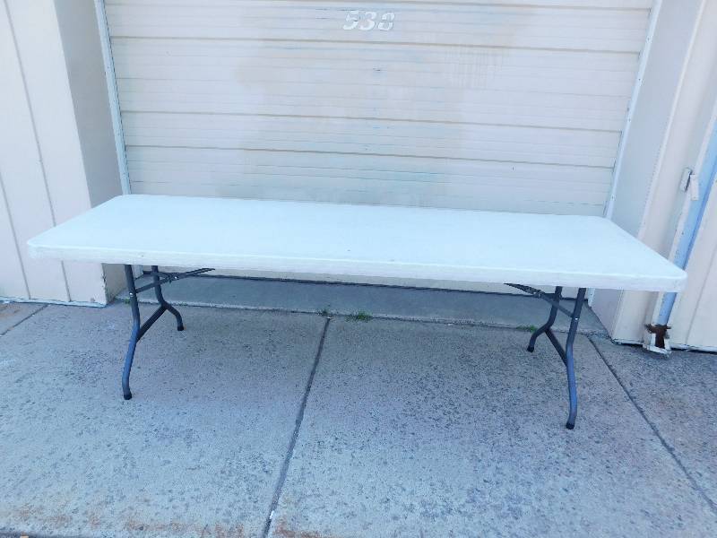 lot 37 image: 8 Lifetime Commercial Table