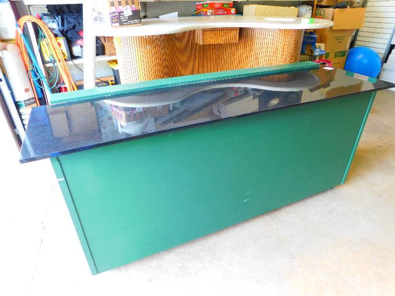 lot 48 image: Home Made Portable Bar