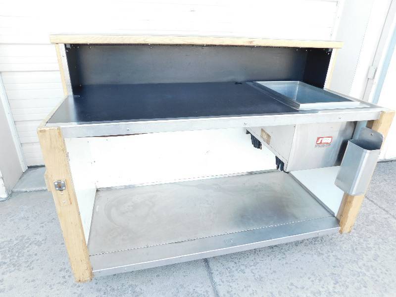 lot 47 image: Man Cave Portable Bar