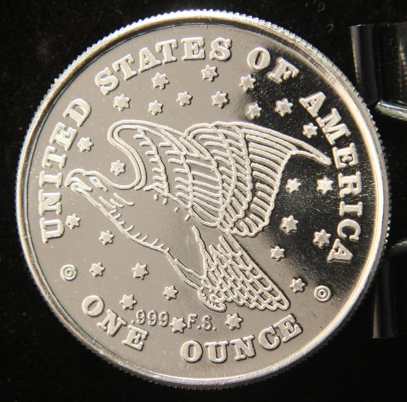 1 TROY OZ. .999 FINE SILVER LIBERTY EAGLE ROUND