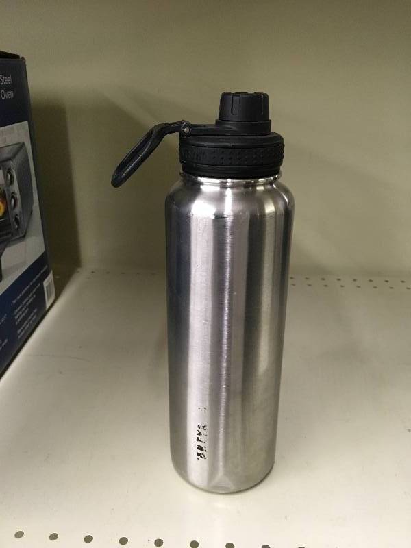 lot 147 image: Water Bottle