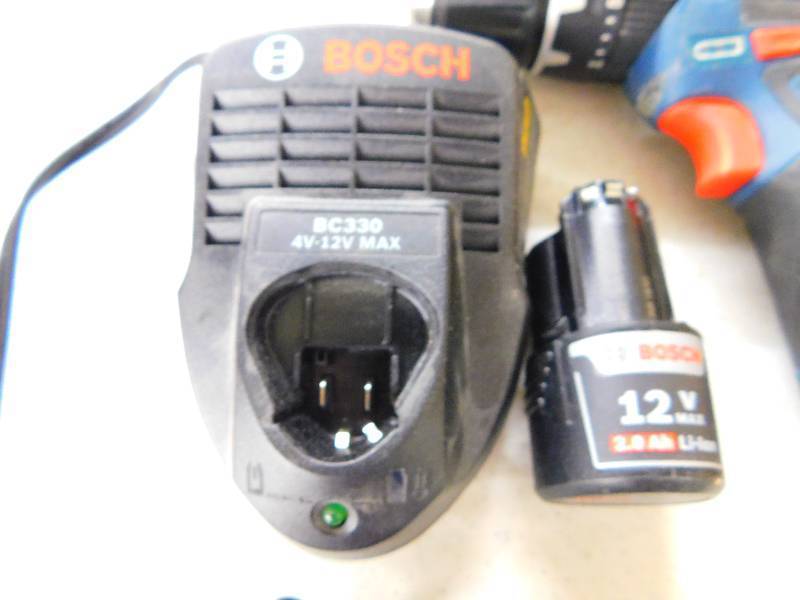 lot 6 image: BOSCH CORDLESS DRILL, TESTED AND WORKS