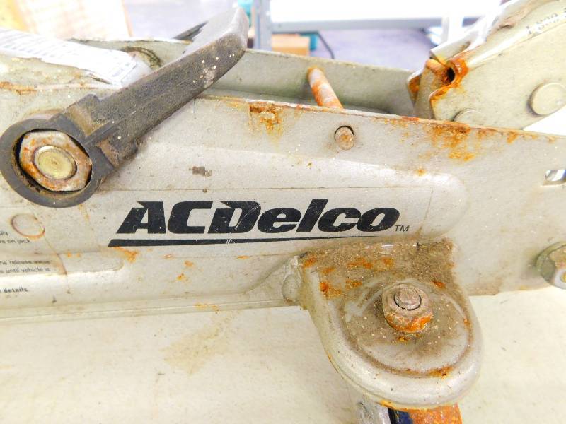 lot 309 image: AC DELCO AUTO JACK