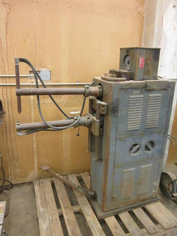 lot 5 image: Ace Spot Welder moel 102D capacity ...