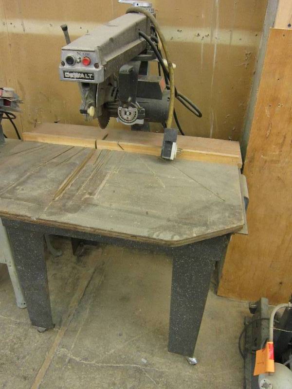 lot 10 image: Dewalt radial arm saw with Black & ...