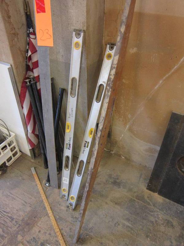 lot 23 image: Lot of 2 levels riler 8 foot metal ...