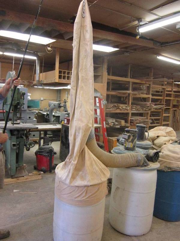 lot 35 image: Delta Dust collector with Baldor mo...