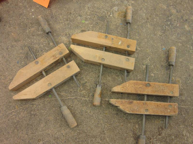 lot 58 image: 3 Jorgensen 12 wood clamps...