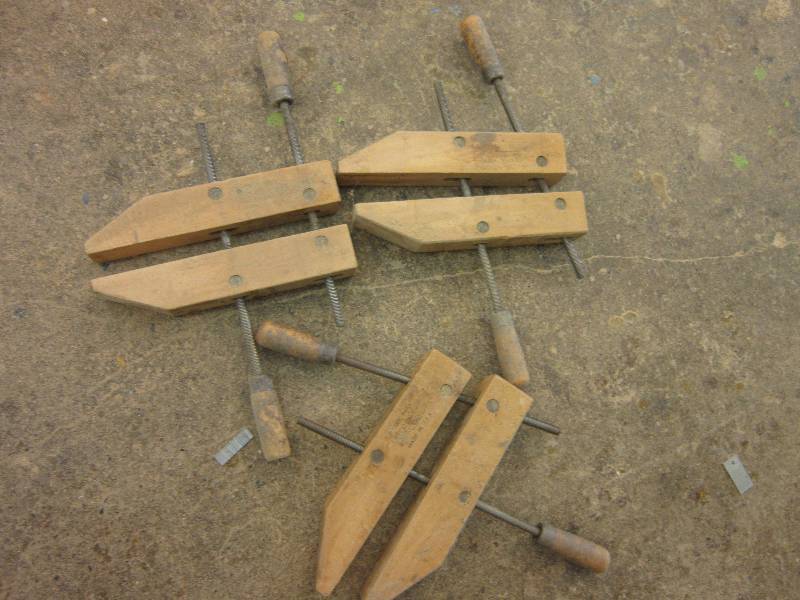 lot 59 image: 3 Jorgensen 12 wood clamps...