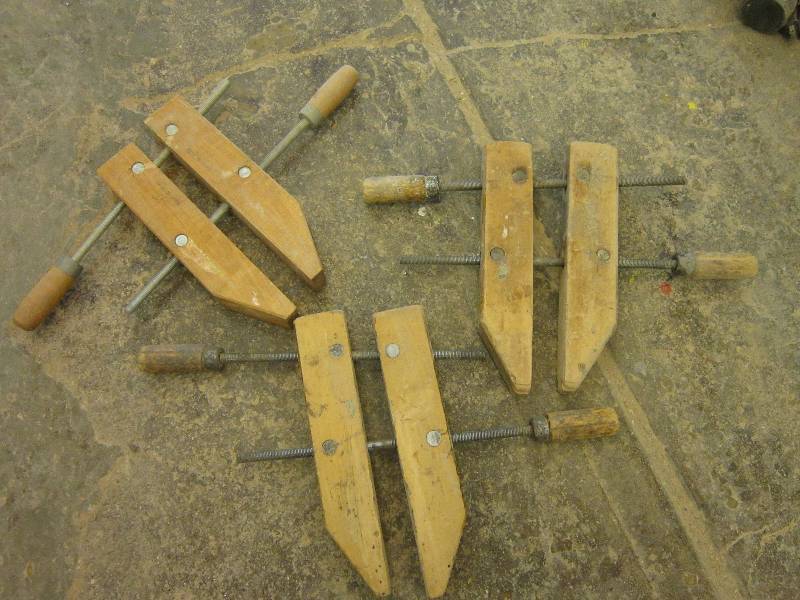 lot 75 image: 3 12 wood clamps...