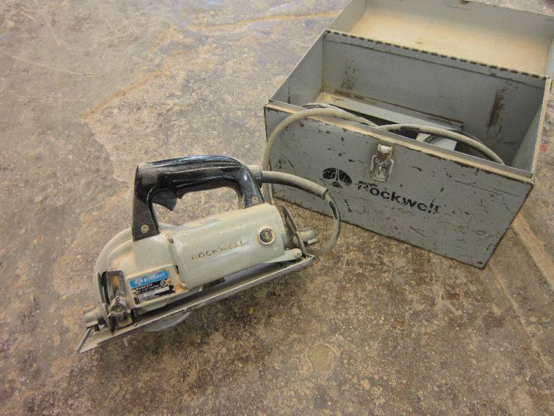 lot 76 image: Rockwelll 4 12 trim saw...