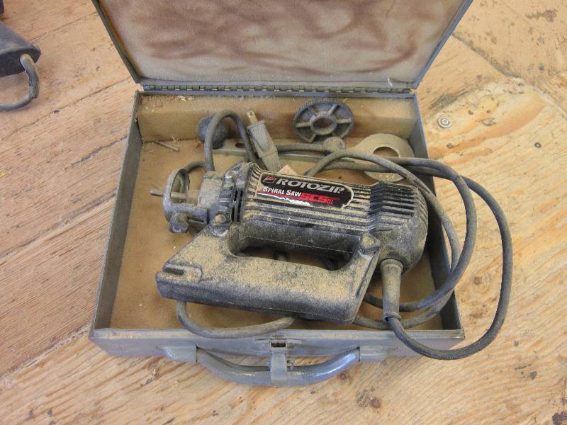 lot 86 image: Rotozip spiral saw...
