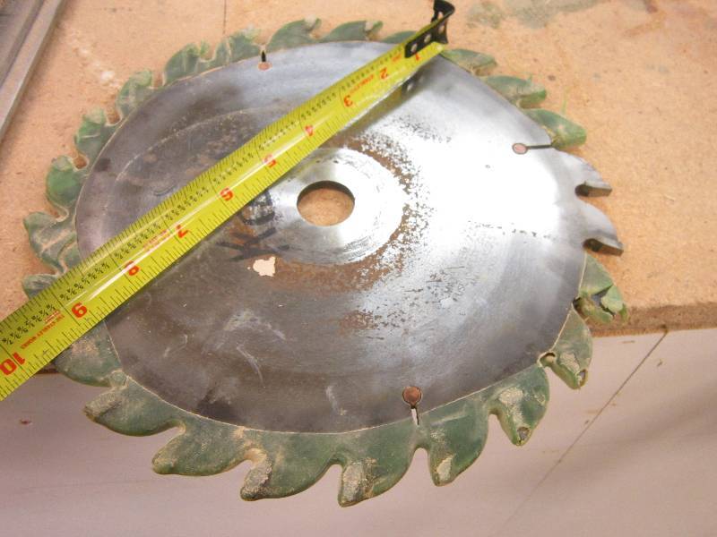 lot 103 image: FS Tool 10  blade, 1 bore 14 gr...