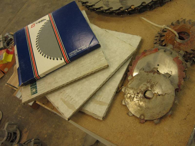 lot 105 image: Lot of saw blades for scoring, 4 d...