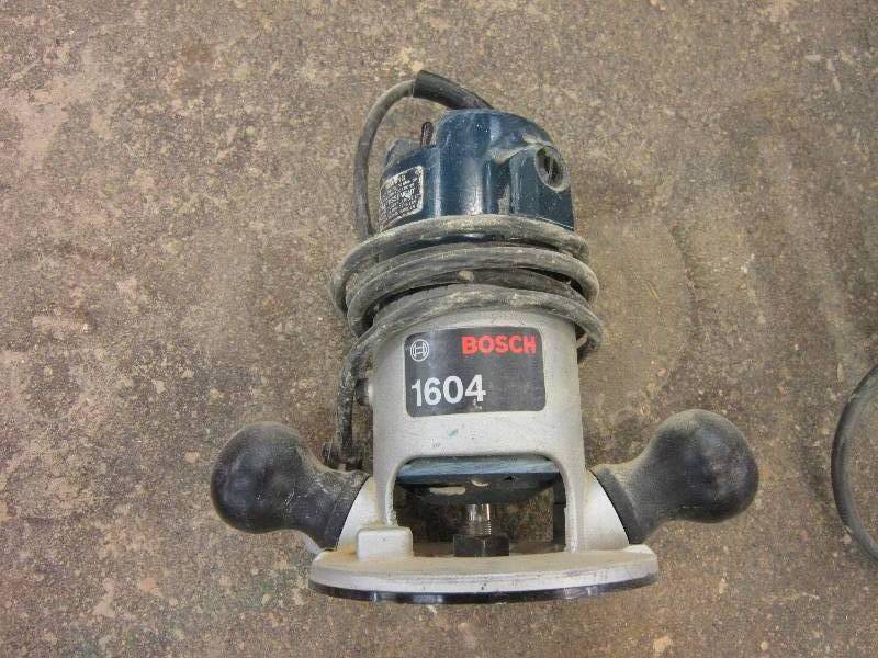 lot 129 image: Bosch Router...