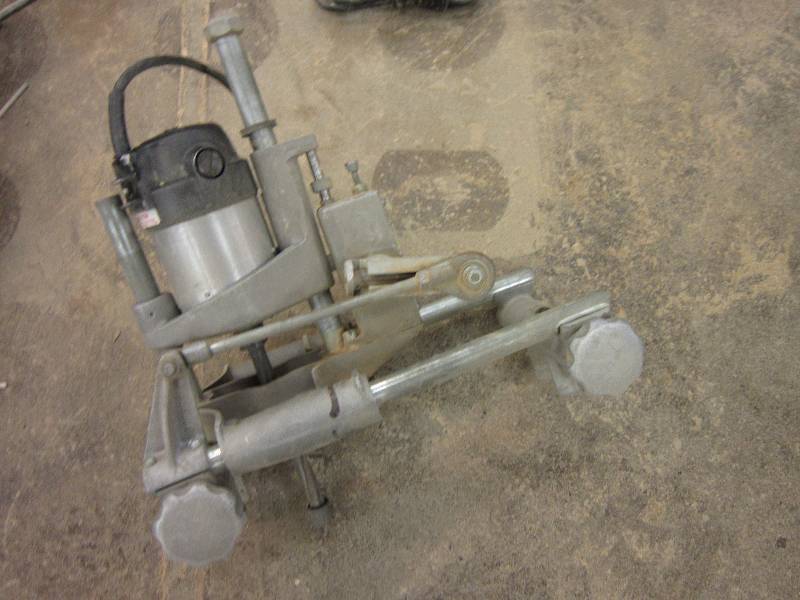 lot 175 image: Porter Cable lock mortising router...