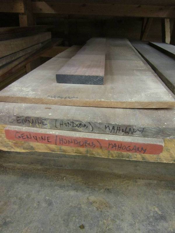 lot 180 image: Genuine mahogany lumber 1  10 x 10...