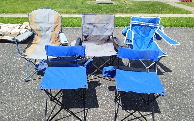 lot 10 image: 5-Camp Chairs