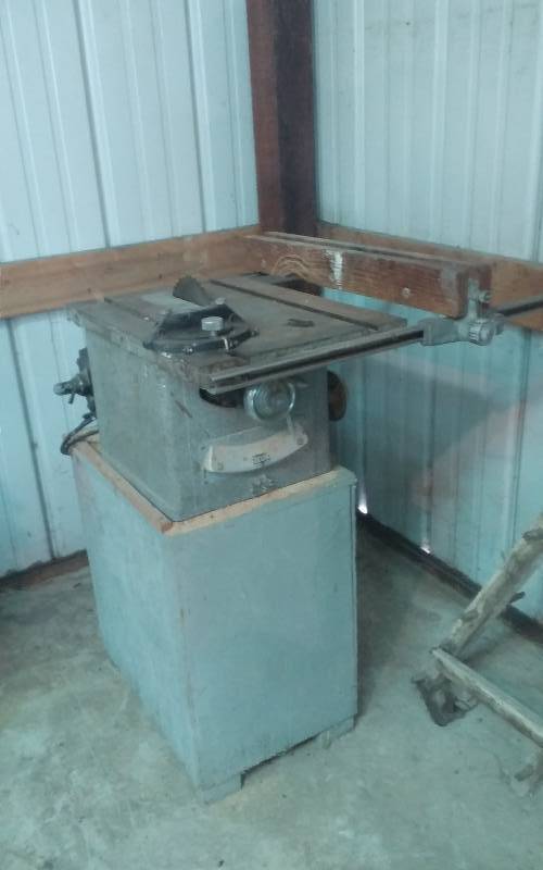 lot 35 image: Delta-Rockwell Table Saw, 34 Hp
