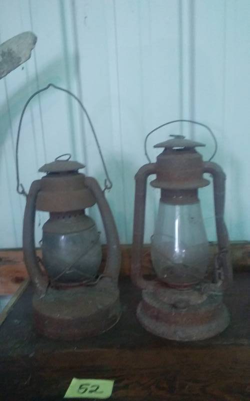 lot 71 image: 2-Old Rusty Lanterns (1-Gambles, 1-Dietz)