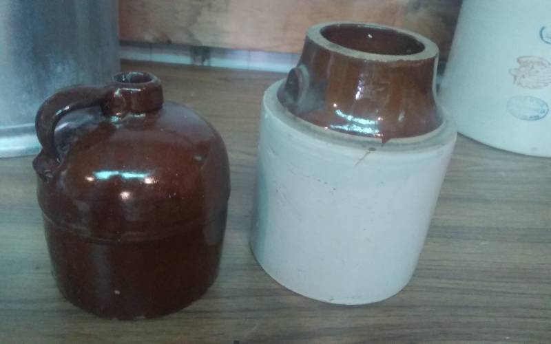 lot 74 image: Crock Jug & Crock