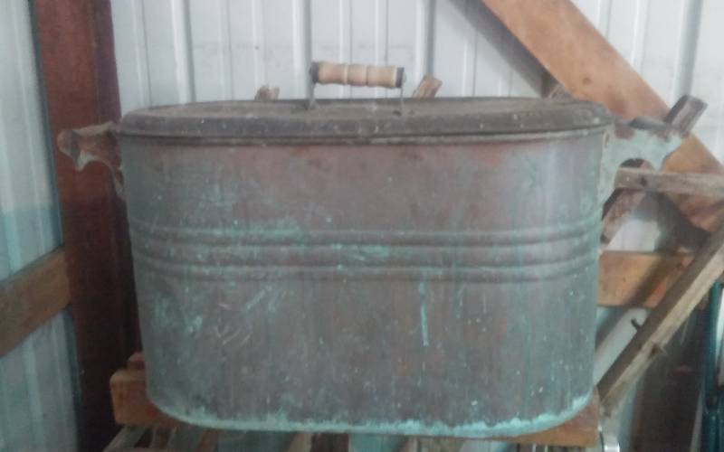 lot 81 image: Old Copper Boiler With Lid