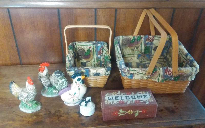 lot 183 image: 2-Farm Baskets, Roasters, Cow Timer, Door Stop