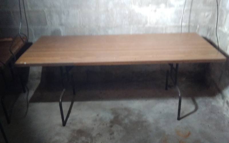 lot 215 image: 3-Folding Leg Tables 72x30x30