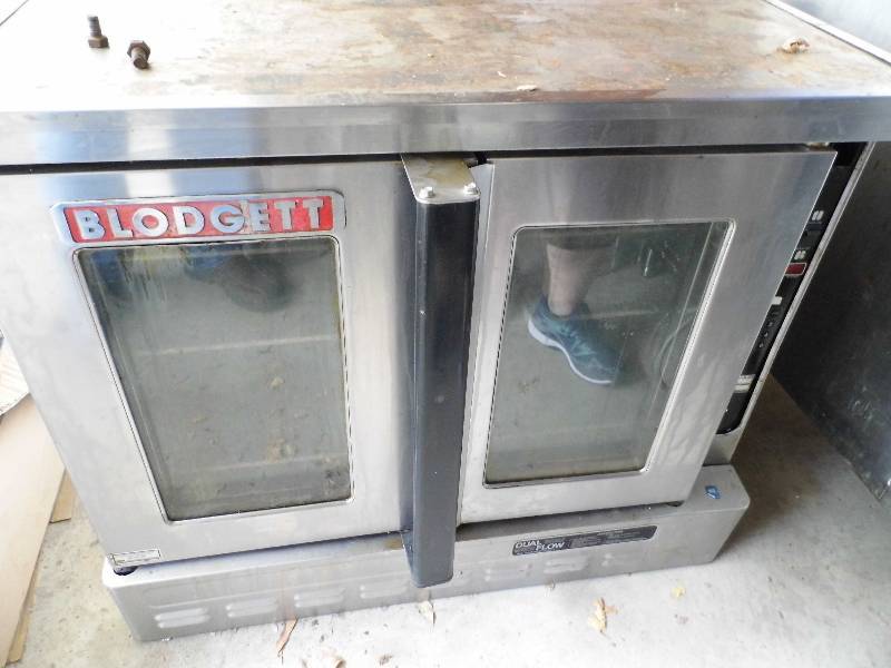 lot 7 image: Blodgette Dual Flow Ovens