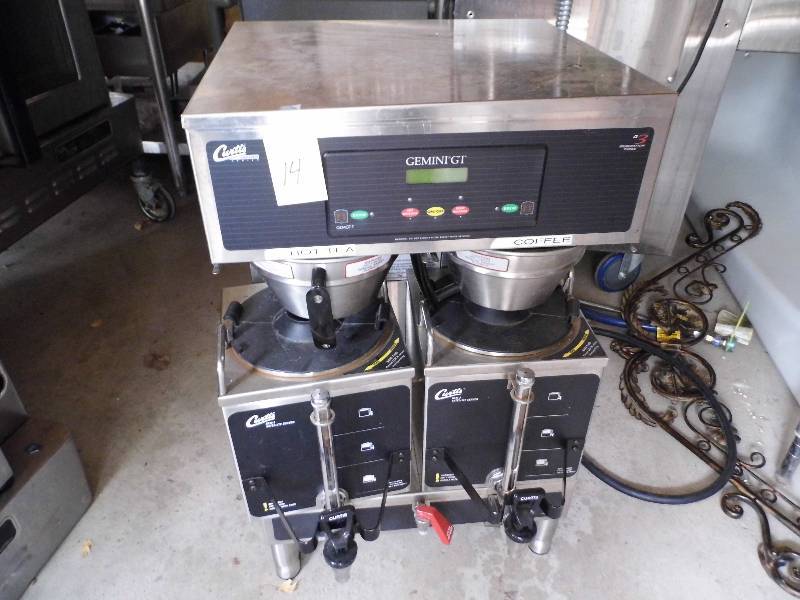 lot 14 image: Curtis Gemini GT Coffee Brewer