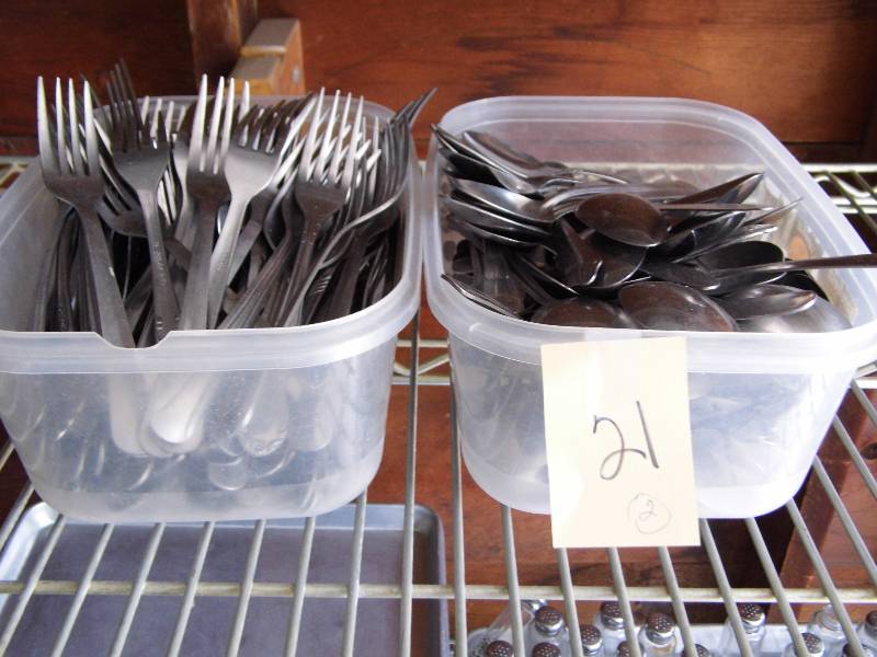 lot 21 image: Forks  Spoons