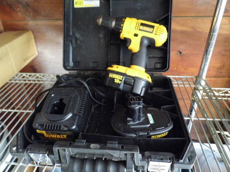 lot 91 image: DeWalt Drill