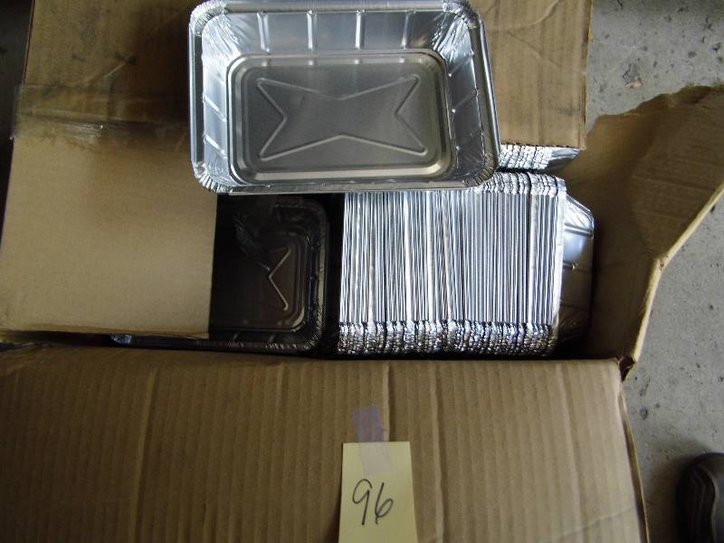 lot 96 image: Partial Case of Tin 2 # Oblong Containers