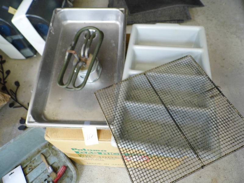 lot 112 image: Heating Element - Metal Pan - Utensil Holder