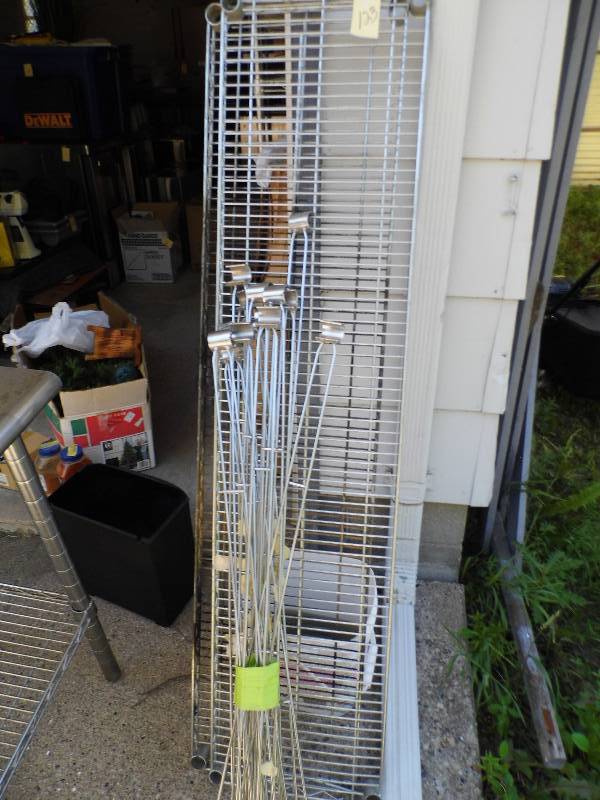 lot 123 image: Metro Racking Parts