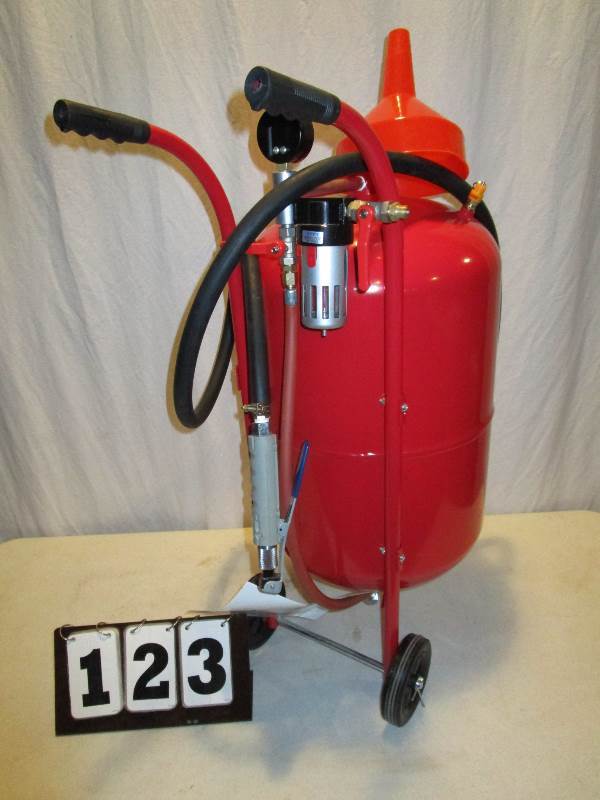 20 Gallon Sandblaster