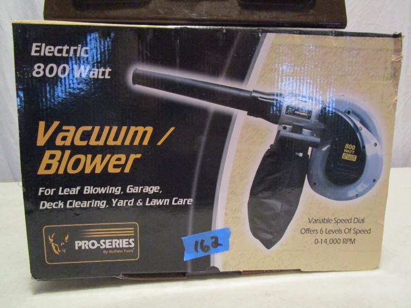 Pro Series Electric 800 Watt VacuumBlower