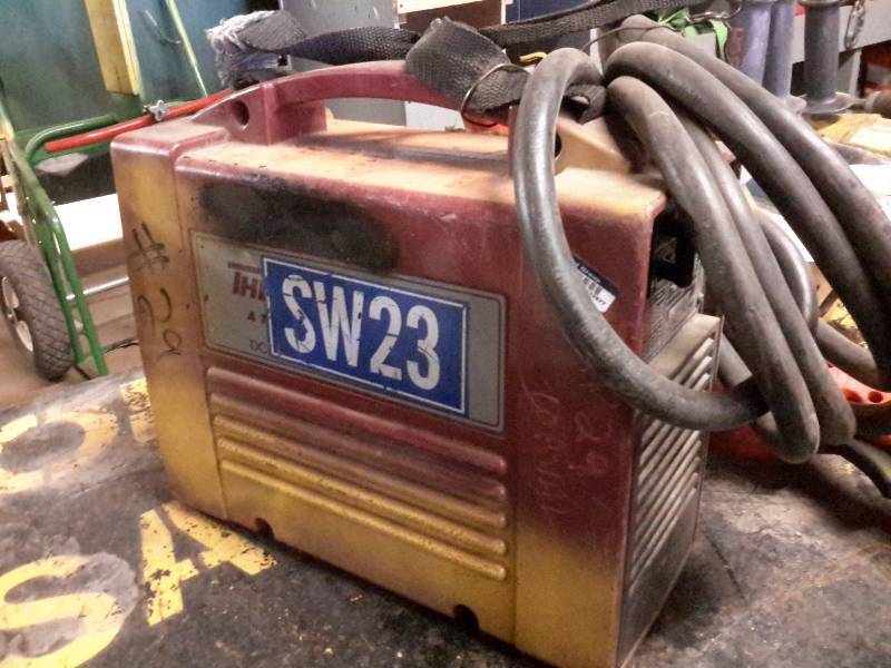 lot 13 image: Thermal Arc, portable Arc Welder..