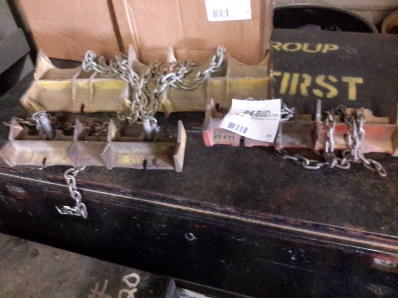 lot 31 image: Pipe Levelers