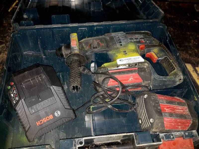 lot 42 image: Bosch Cordless Hammer Drilll and Charger.. Extra Battery
