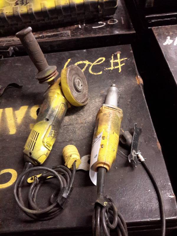 lot 45 image: Dewalt Die Grinder, Bosch, 4 12 in Angle Grinder