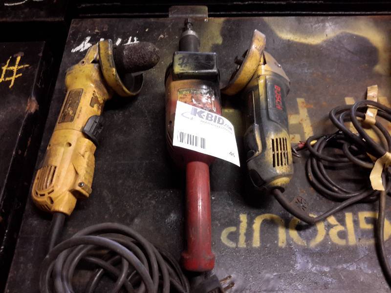 lot 46 image: 2, 4 12 in Angle Grinders  Heavy Duty Milwaukee Grinder