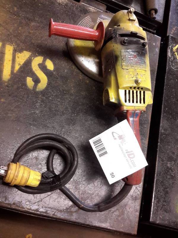 lot 50 image: Milwaukee, Heavy Duty SanderGrinder