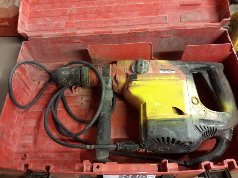 lot 83 image: HILTI TE60 Hammer Drill