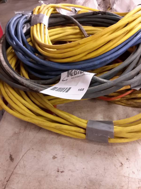 lot 168 image: Lot of 5,  misc. lengths of 3 prong cord as pictured