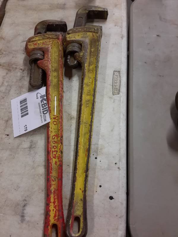 lot 179 image: 2, 24in Steel Pipe Wrenches