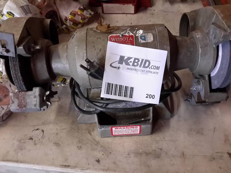lot 200 image: Wissota, 13 HP, 6 in Bench Grinder