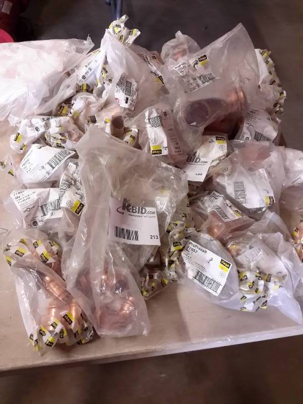 lot 213 image: Lot of Copper Fittings