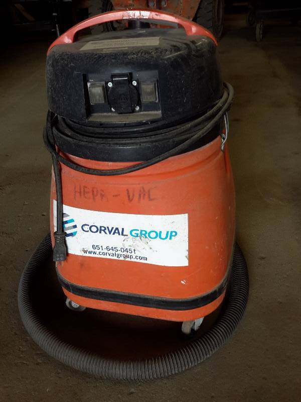 lot 223 image: Fein Vacuum